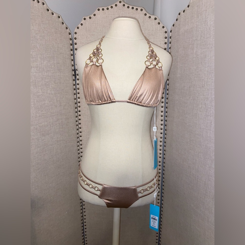 NWT BEACH BUNNY IRELAND RING SWIM SET - BRONZE